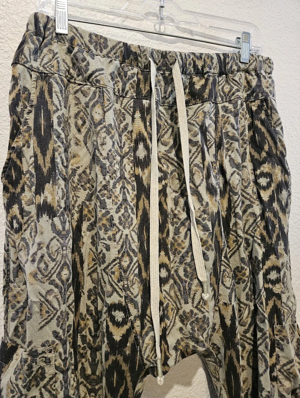 Free People Movement Rise To The Sun Harem Printed Khaki Pants Size M